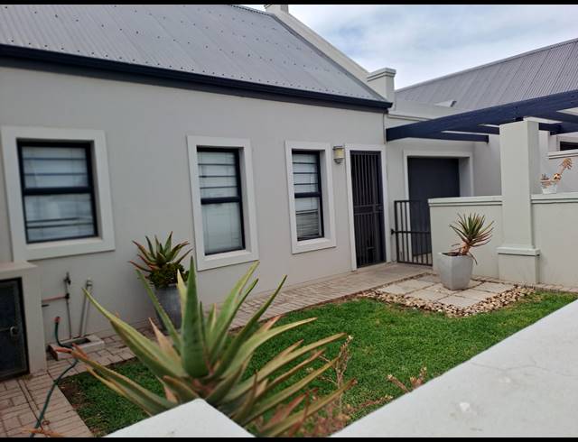 3 bed property to rent in REUNION PARK